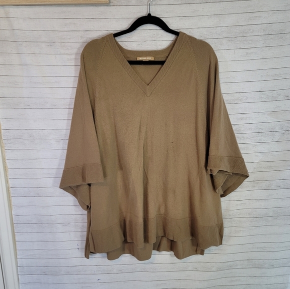MICHAEL KORS CAMEL PONCHO CASHMERE WOOL V NECK SWEATER, SZ MEDIUM - Picture 1 of 12